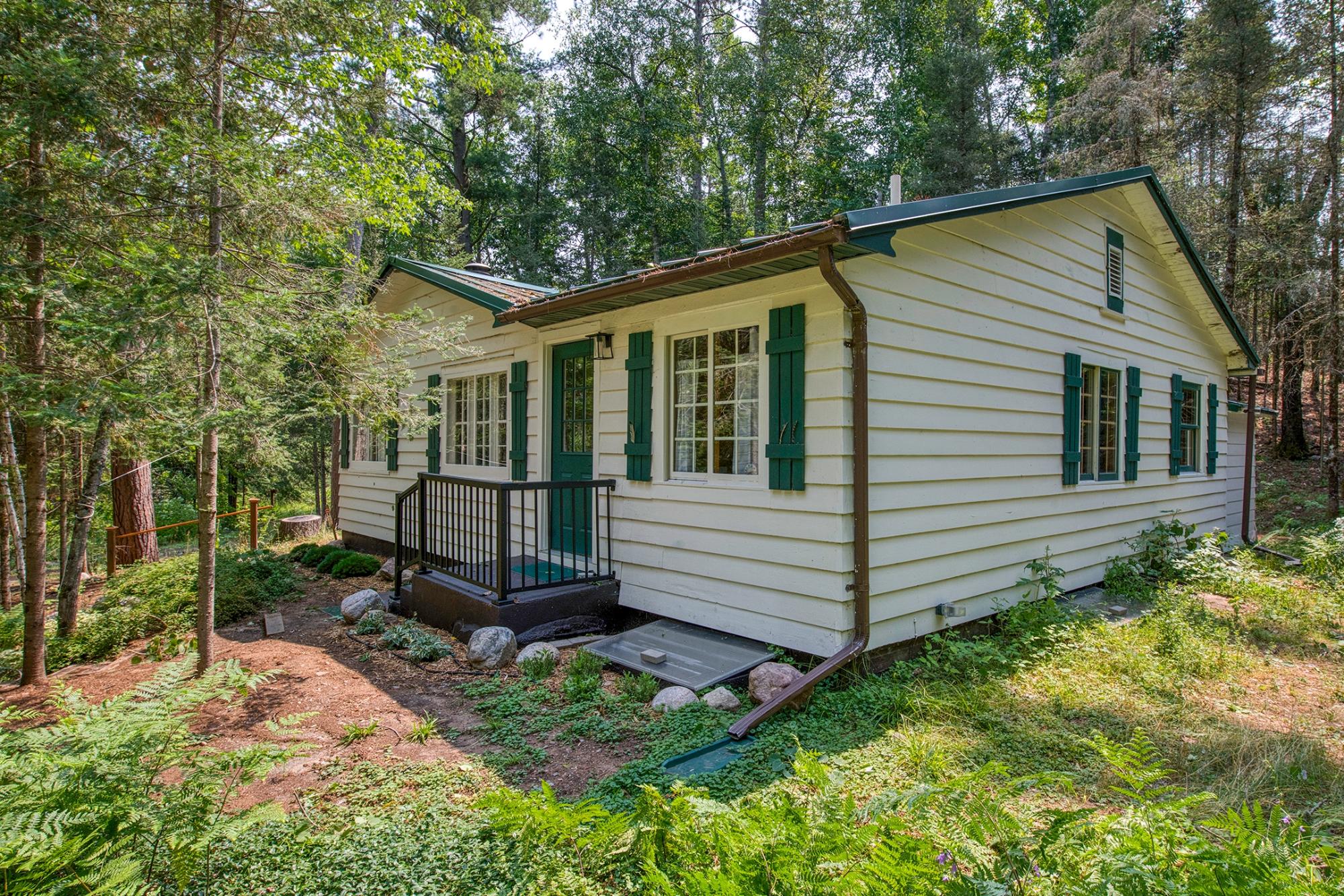 5165 Deer Lake Rd